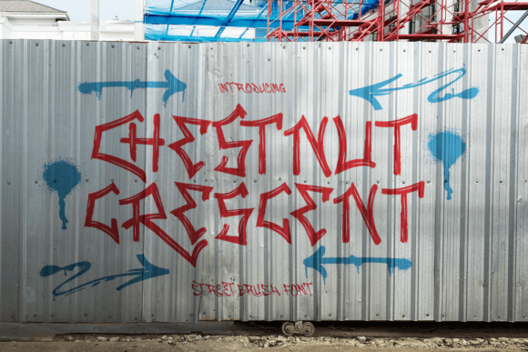 Chestnut Crescent: A Bold Display Font for Digital Brand Energy